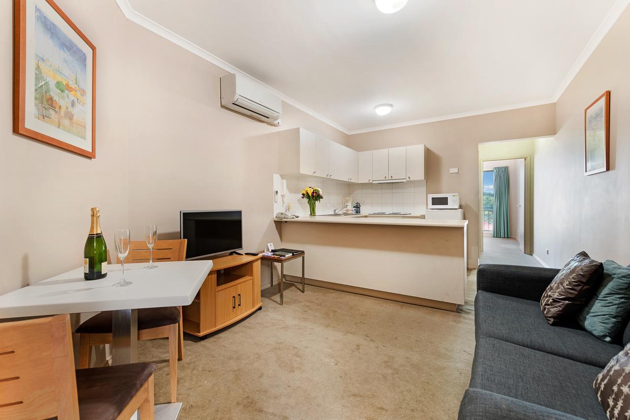 Punt Road Apartment Hotel - Melbourne, Melbourne